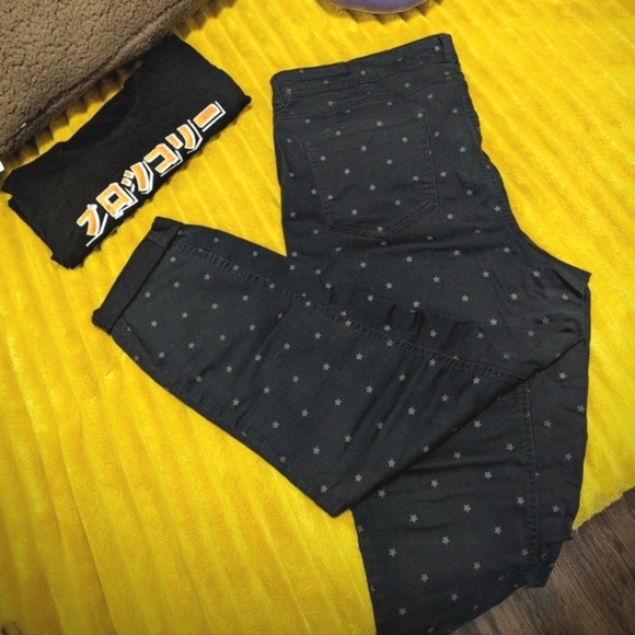 Size 20 Star Print Stretch Denim - Love & Legend - Picture 1 of 6
